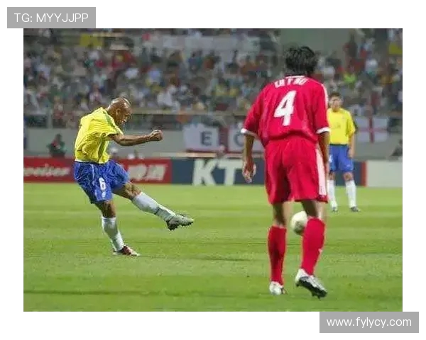 卡洛斯:从足球天才到全球体育偶像的蜕变之路 卡洛斯:从足球天才到全球体育偶像的蜕变之路