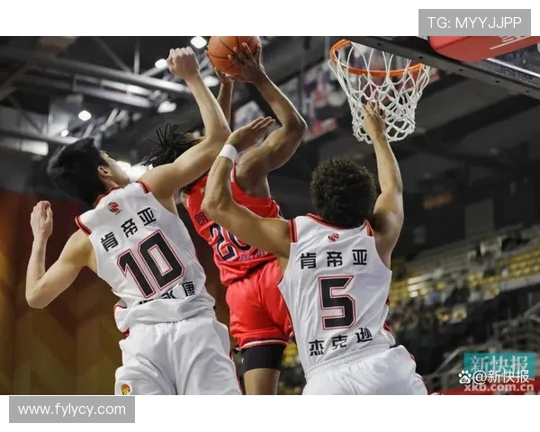 江苏肯帝亚主场鏖战广州龙狮双方激战四节上演巅峰对决 江苏肯帝亚主场鏖战广州龙狮双方激战四节上演巅峰对决