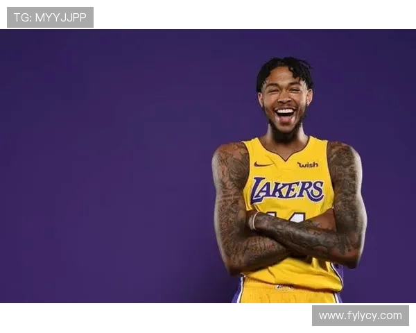 特雷·杨引领攻防新潮流 解析他如何改变现代篮球比赛的节奏与风格