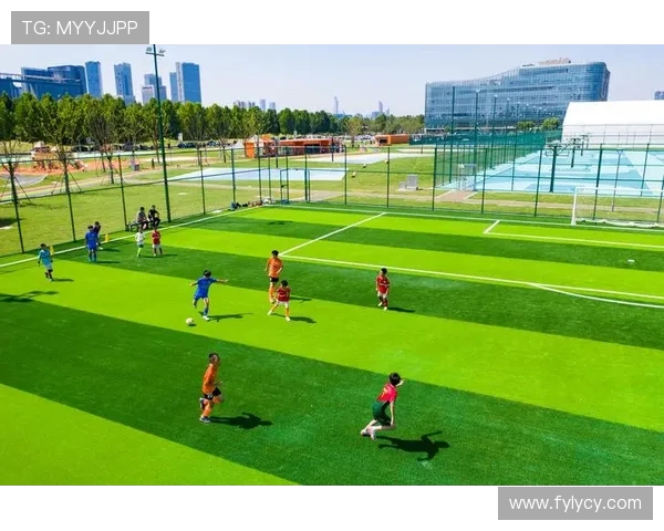 足球激情燃烧绿茵场 新一代球员崛起与未来发展趋势探讨 足球激情燃烧绿茵场 新一代球员崛起与未来发展趋势探讨