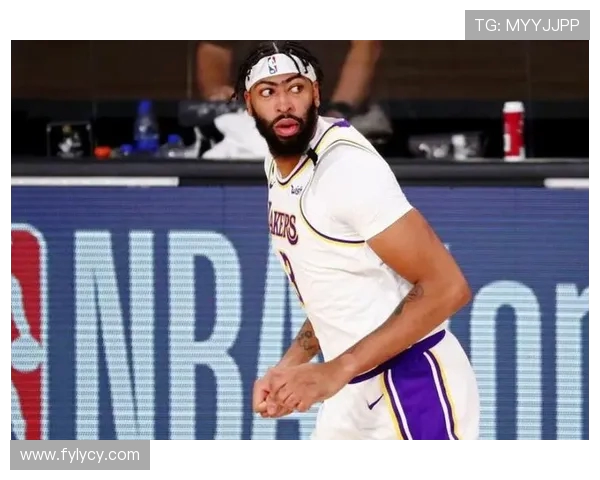 西安网球队包夹战术解析与其在比赛中的应用探讨