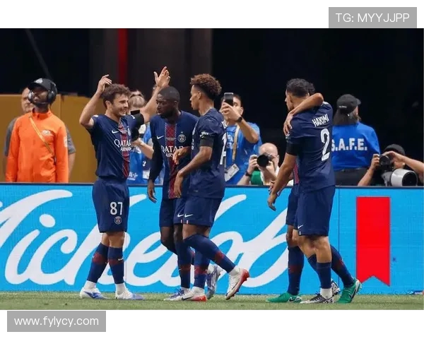 巴黎胜日耳曼对阵曼彻斯特联的巅峰对决引发全球关注